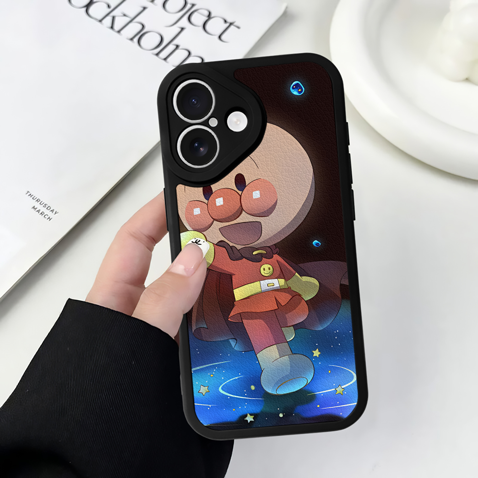 （画像用） アンパンマン Anpanman 【iPhone 16シリーズ対応】シリコンスマホケース（レザー調） 材質：シリコン